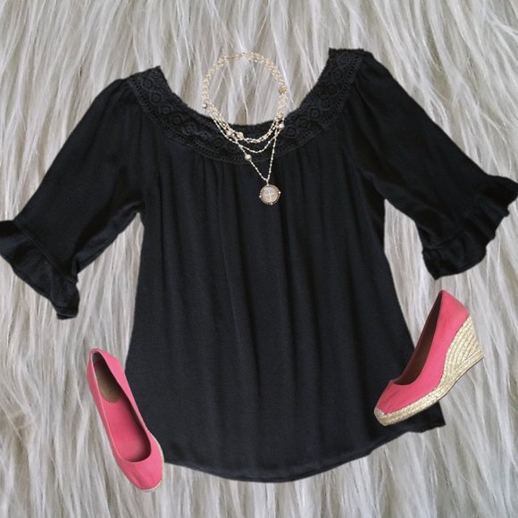 Design History Tops - Design History Black Bell Sleeve Top Size Small